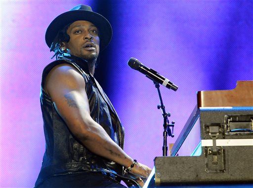 D'Angelo Cuts Album for First Time in 14 Years