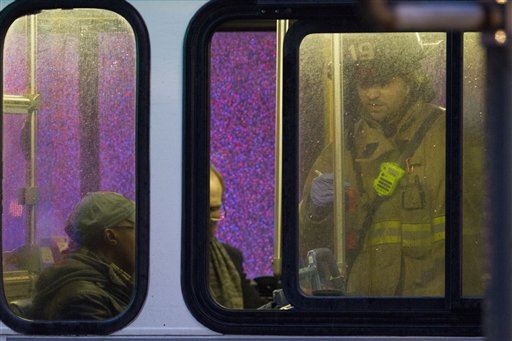 1 Dead, Dozens Hurt as Smoke Fills DC Subway