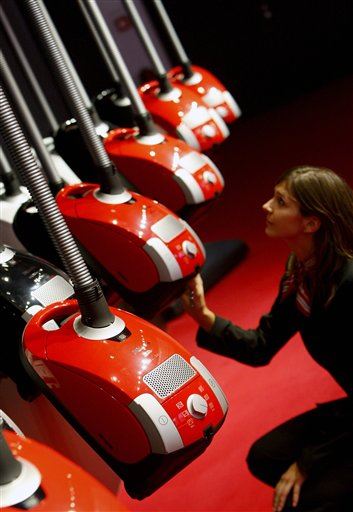 When Vacuums Rule: 5 Most Uplifting Stories of the Week