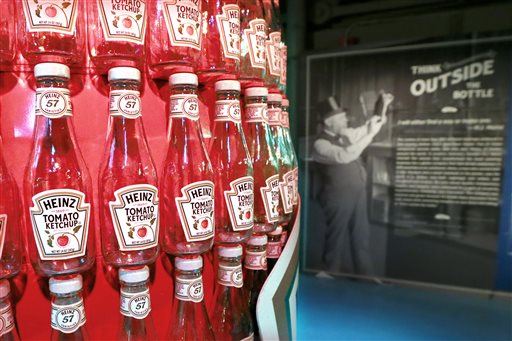 Heinz Pioneers Sriracha Ketchup