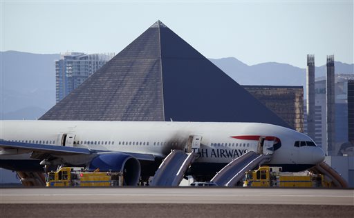 777 Catches Fire at Las Vegas Airport