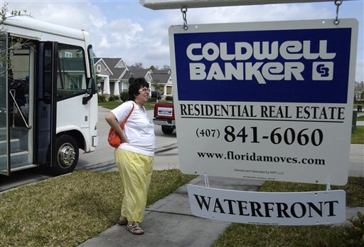 Squatters, Scammers Move In on Foreclosed Homes