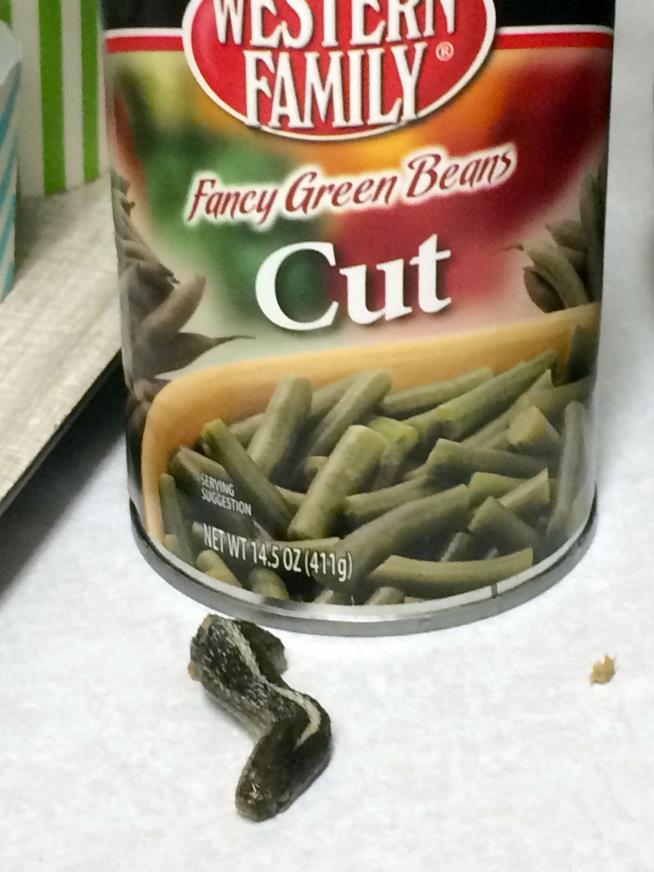 Woman Says She Found Snake Head in Canned Green Beans