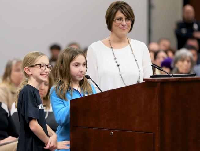 Lawmakers: We Want Teachers to Grade Parents