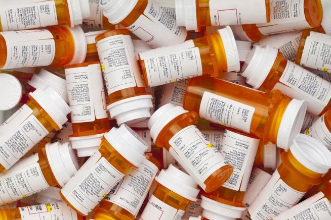 Report: Doctors Getting Pharma Money Prescribe More Brand-Name Drugs