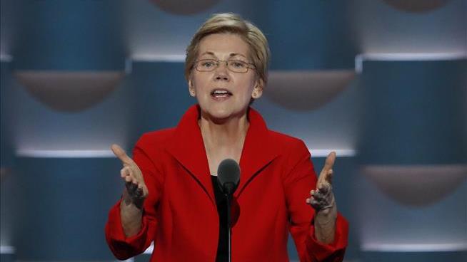 Warren to Trump: America 'Is Not Falling for It'