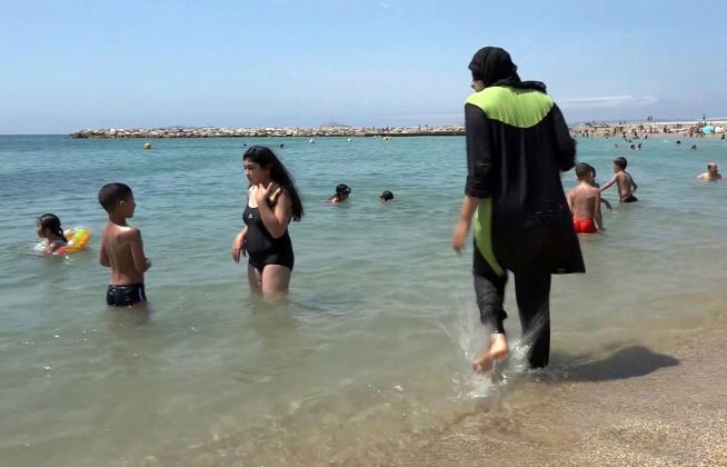 Burkinis Back in French Town, Thanks to High Court