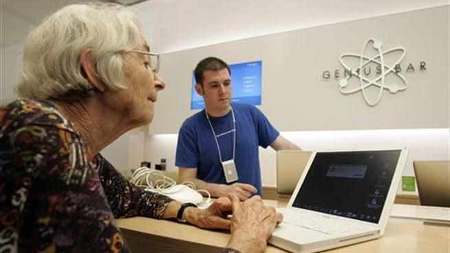 Genius Bar Didn't Leap to Hire 'Legendary' Apple Engineer