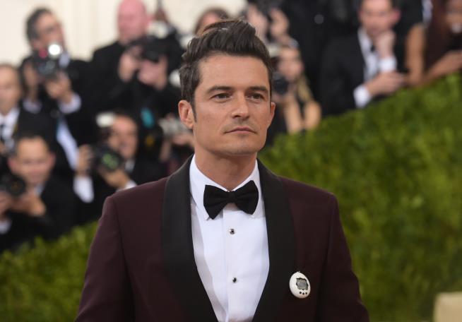 Vermont Really Wants to See Orlando Bloom Naked