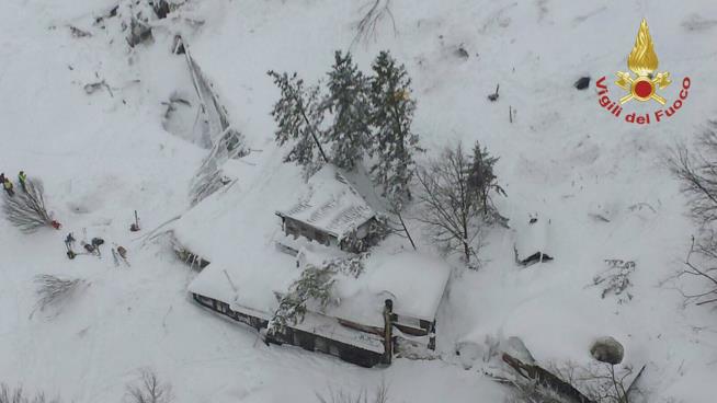 'Many Dead' After Avalanche Buries Hotel