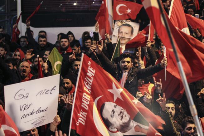 Turkish Prez: 'Nazism Is Alive in the West'