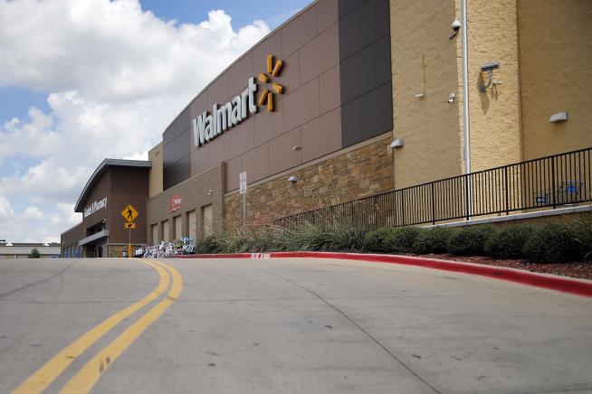 Walmart Discriminated Against Pregnant Employees: Lawsuit
