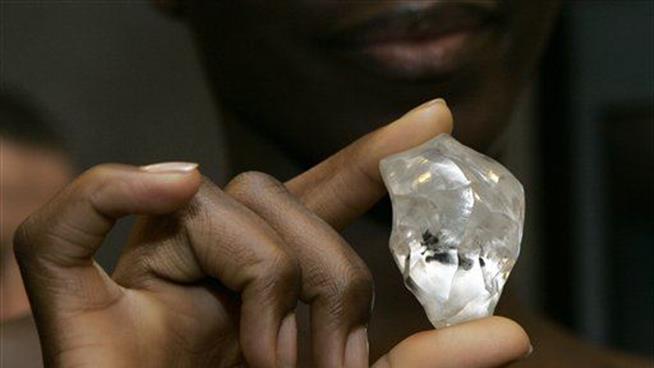 On Desolate 'Roof of Africa,' the World's Priciest Diamonds