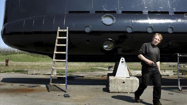 Submarine Owner's Story Changes, but Journalist Still Missing