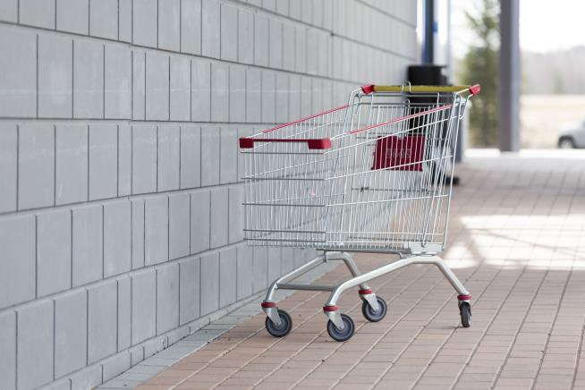 Absent-Minded Shopper Takes Cart With Baby Inside
