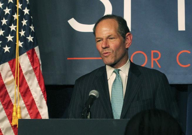 Spitzer Accused of Threatening Ex's Family in Recording