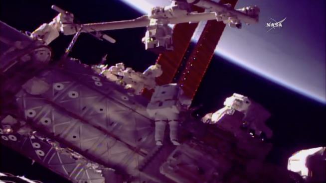 White House Eyes End of Funding for Space Station