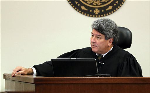 Man Whose Judge Ordered Him Shocked Has Conviction Nixed