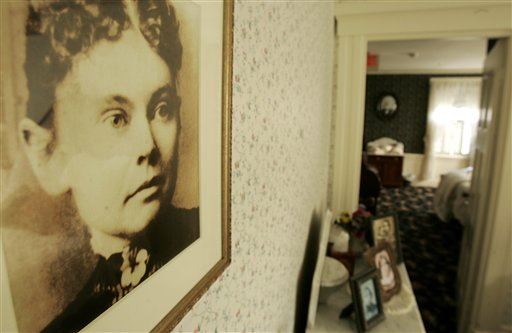 Lizzie Borden's Home Is Taking Guests Soon