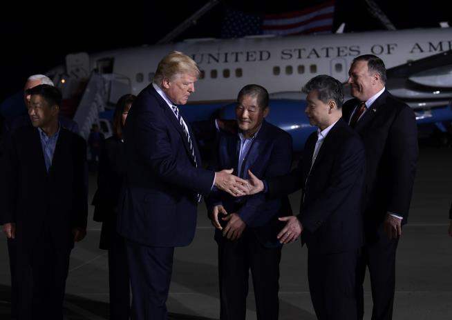 Trump Welcomes Back 3 Freed Americans