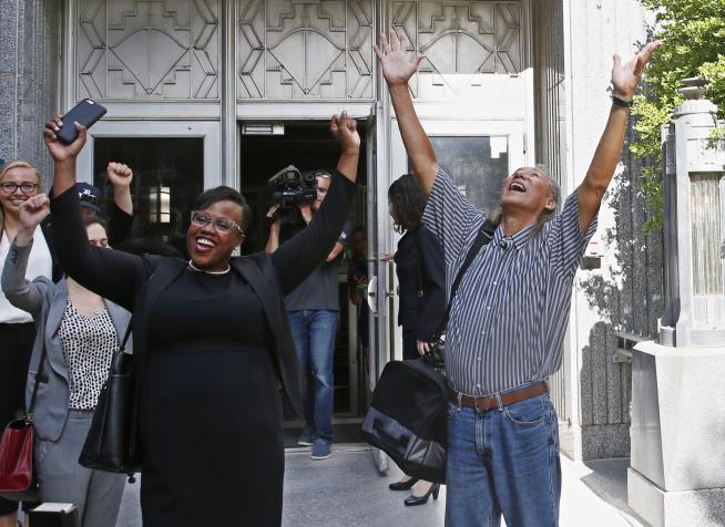 After Nearly 3 Decades Behind Bars, Man Released Thanks to DNA Testing