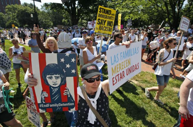 Across US, Thousands March to Protest Immigration Policy