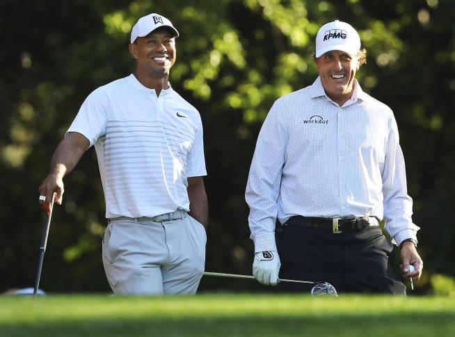 Coming Soon: $10M Tiger Woods, Phil Mickelson 'Death Match'