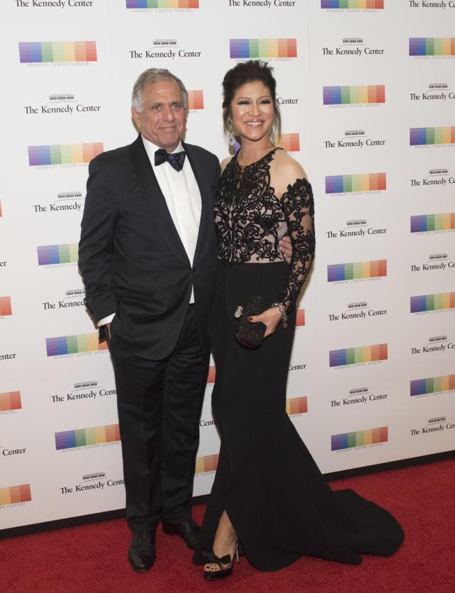 Leslie Moonves' Wife Comes to His Defense