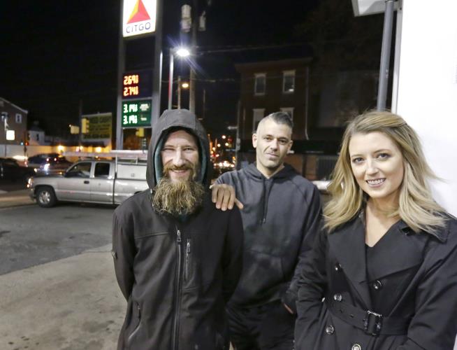 Homeless Man Says Couple Used Donations as 'Piggy Bank'