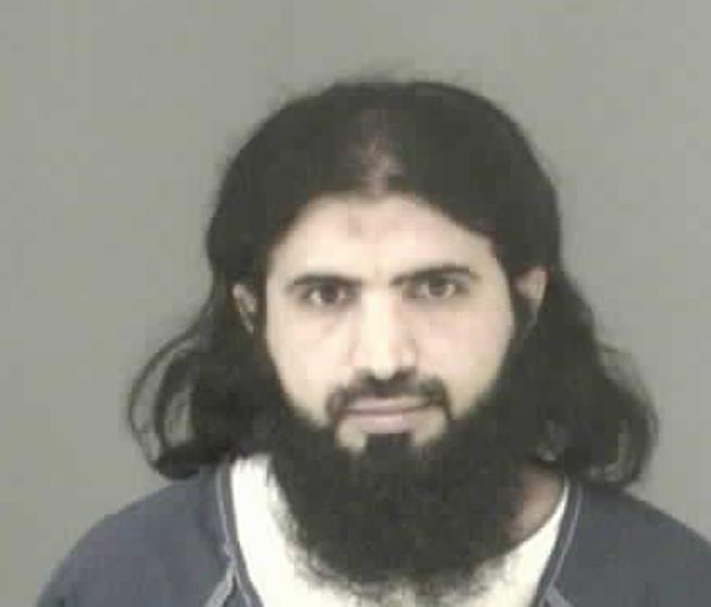 Court: al-Qaeda Suspect Can Challenge Detention