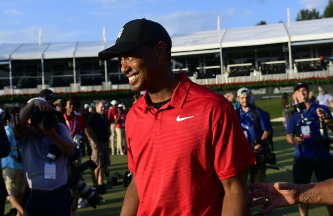 Tiger Woods Wins His First Title In Five Years