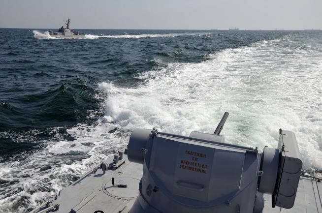 NATO Urges Calm After Russia Attacks Ukraine at Sea