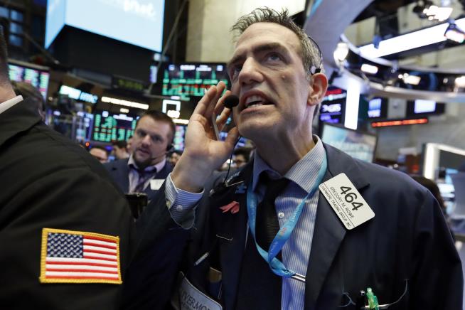 Stock Indexes Finish Week Mostly Lower