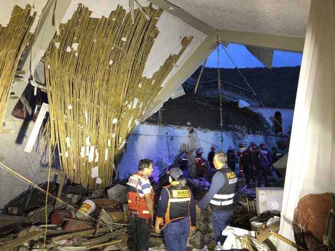 At least 15 dead in mudslide at hotel in Peru: mayor