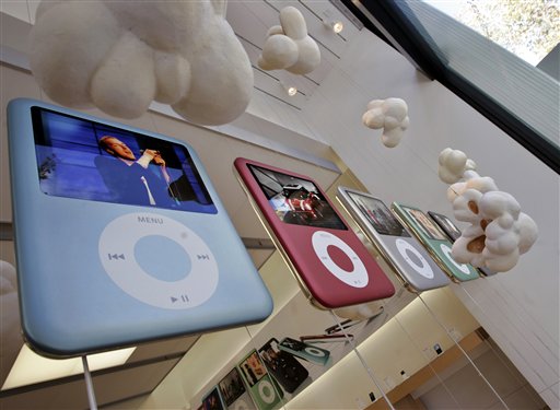 Dell Looks to Muscle In on iPod