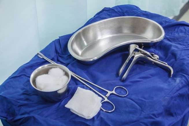 Thousands of foetal remains found in US abortion doctor's home