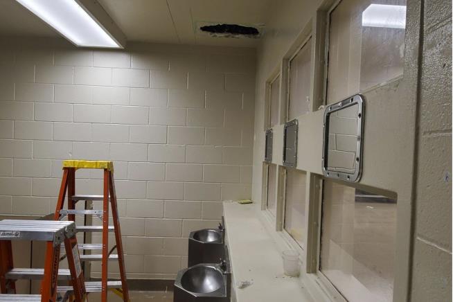 Jail Bathroom Had a Blind Spot. 2 Murder Suspects Found It