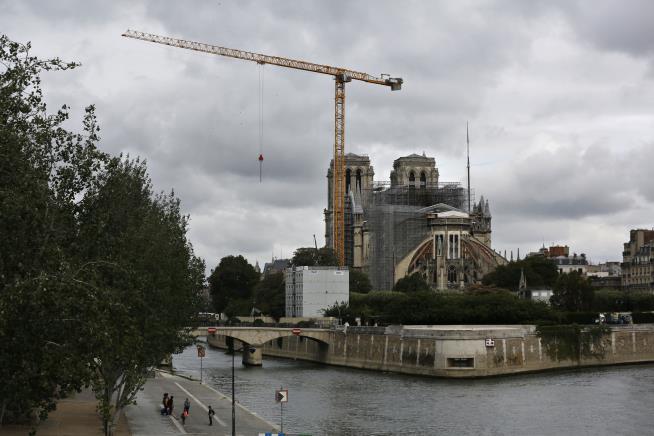 France Goes Old-School on Notre Dame Design