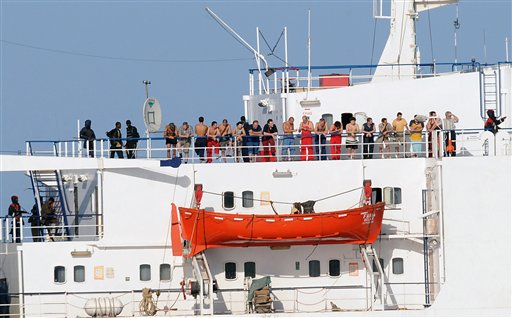 Deal Close on Ship: Somali Pirates