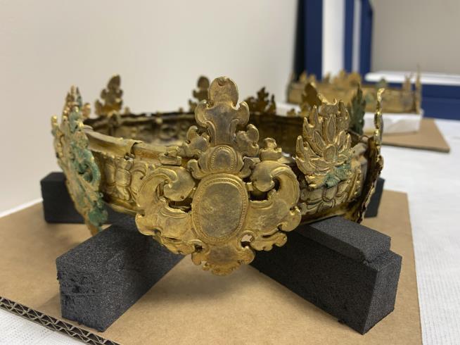 Ancient Empire's Crown Jewels Found 'in the Back of a Car'