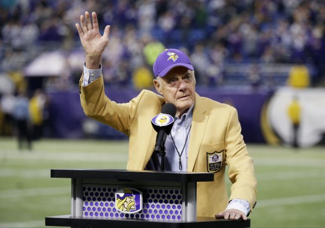 Bud Grant Reached, Lost Four Super Bowls