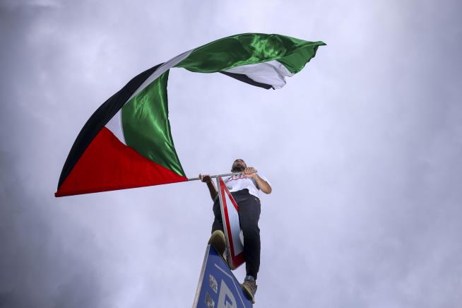 Rallies in Capitals Demand Aid for Gaza, End to Antisemitism