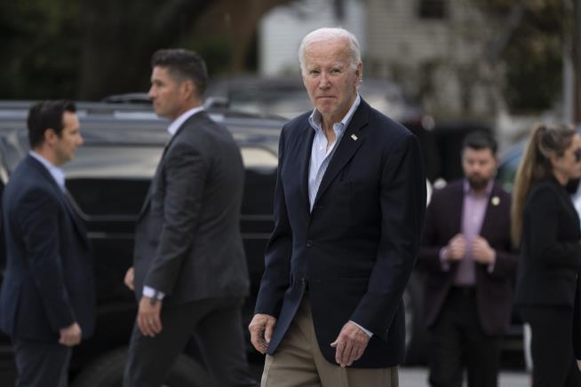 Trump Leads Biden in States That Will Matter, Poll Finds