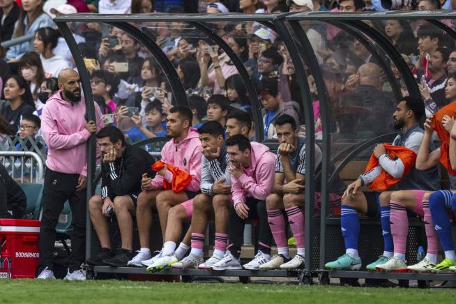 Angry Fans Chant 'Refund!' as Messi Sits Out