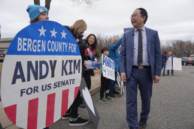 Report: Sen. Menendez Won't Run for Re-Election