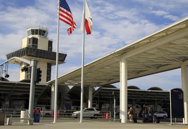 San Francisco Might Sue Oakland Over Airport Name