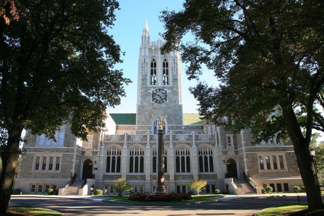 As Ivy Leagues Struggle, Here Are the 'New Ivies'