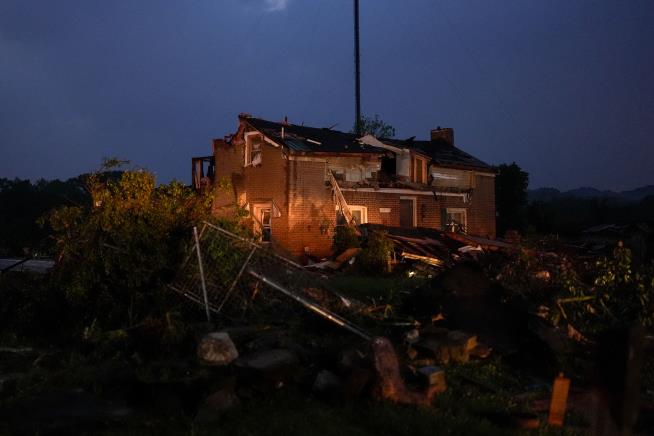 Storms Kill at Least 3 in Tennessee, NC