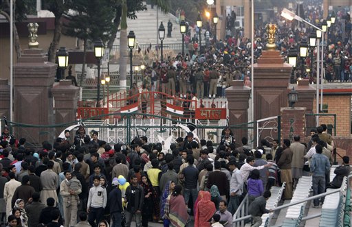 India Offers Evidence Tying Pakistan to Mumbai Attacks