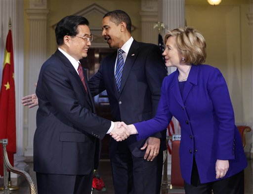 Obama Meets With Hu, Plans Visit to China